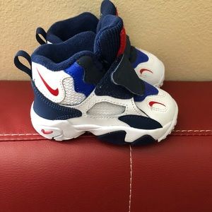 Size5 toddler Nike